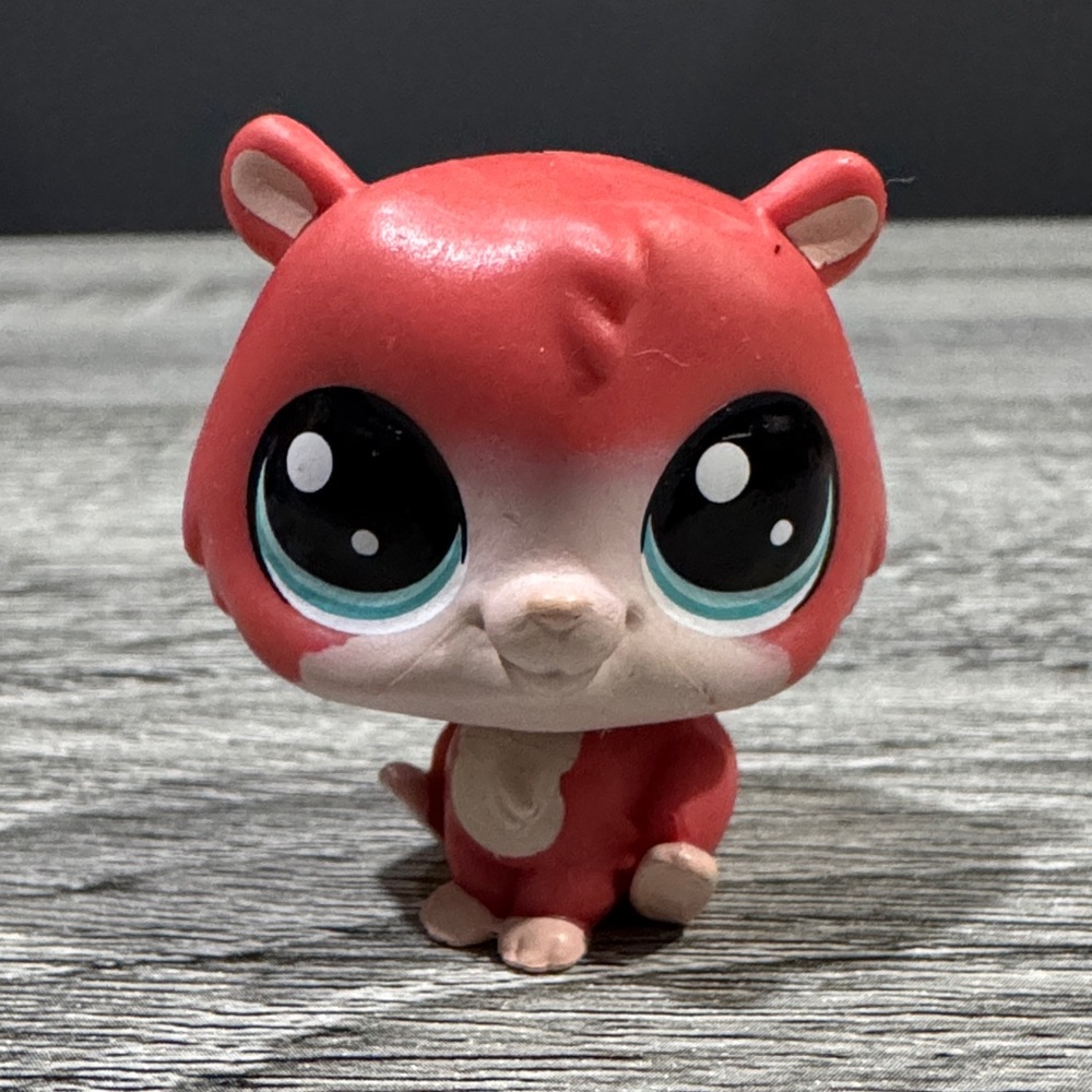 Littlest Pet Shop | #2-102: Trip Hamston (Hamster) - Collectible Toy Figure